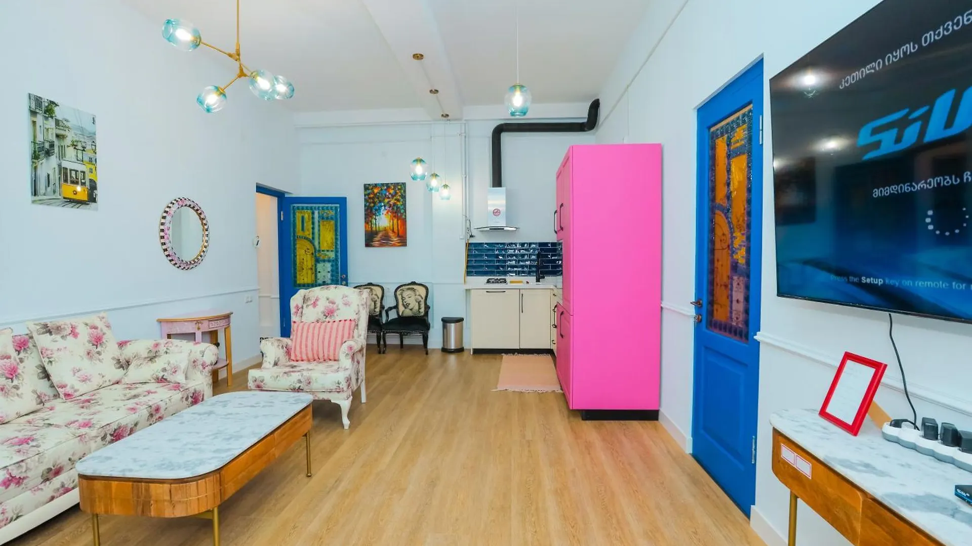 Charming Apartment Downtown Tbilisi