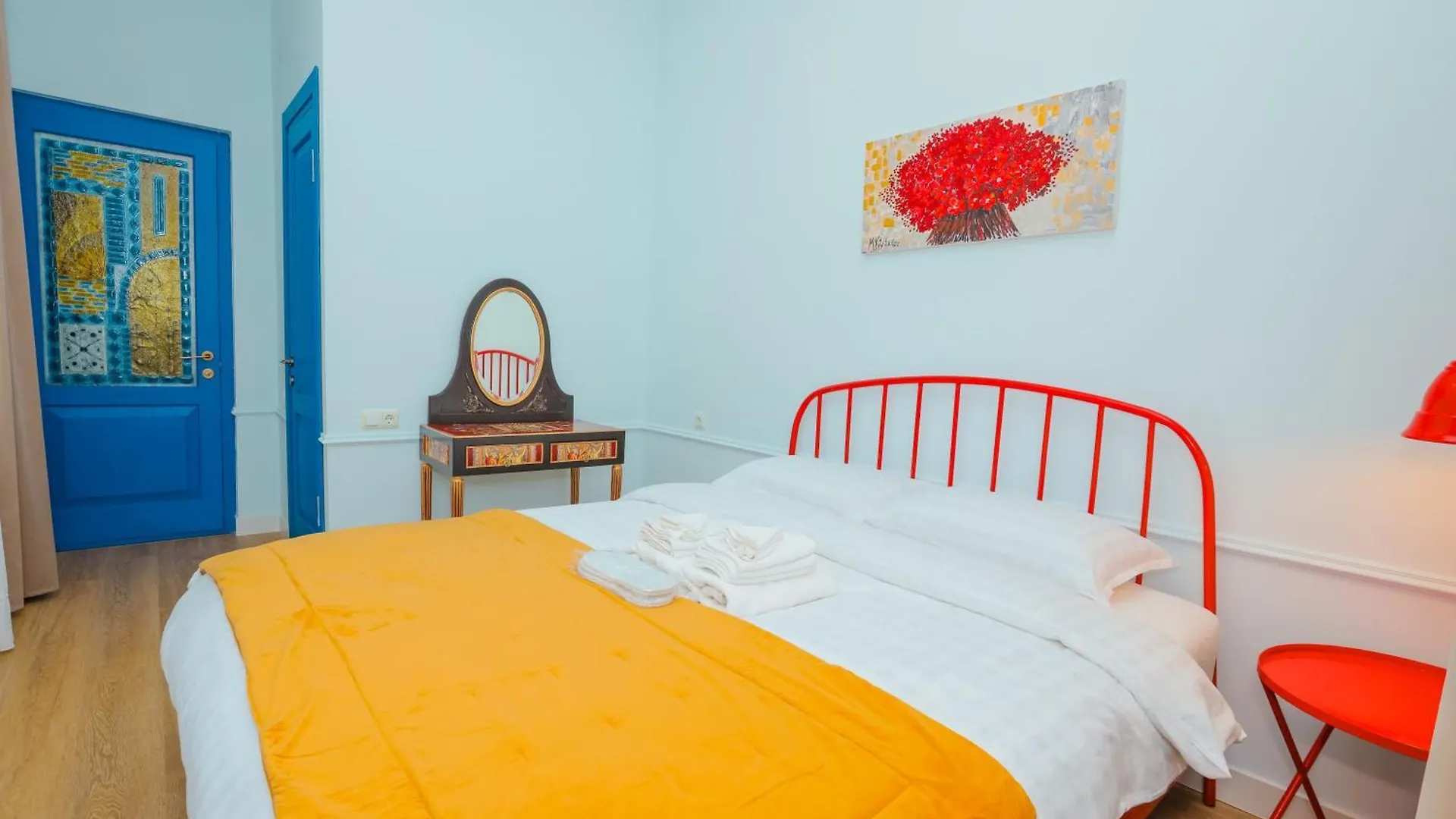 Charming Apartment Downtown Tbilisi