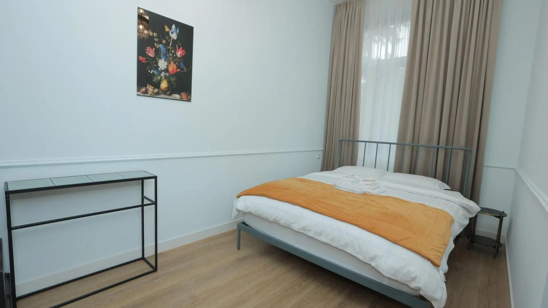 Charming Apartment Downtown Tbilisi